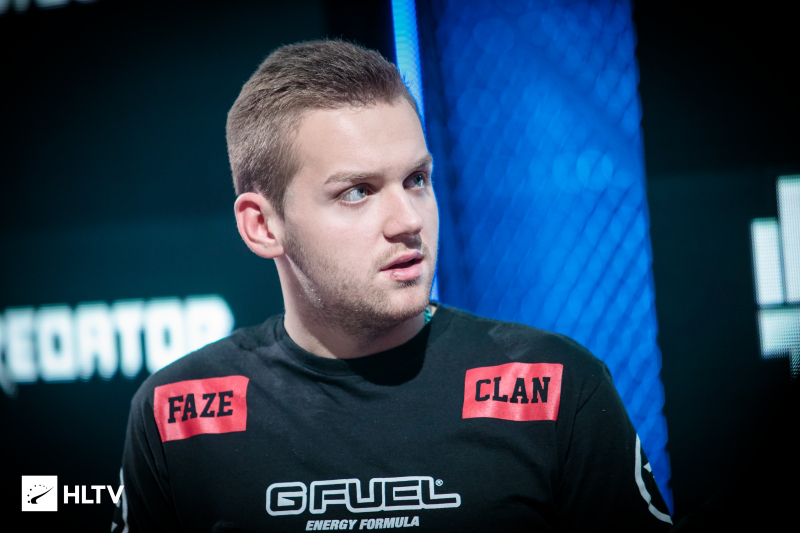 百家乐新手进阶别模仿高手（新手玩百家乐要进阶，别盲目学高手）